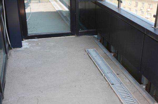 Veranda Drain Installation in Lansing